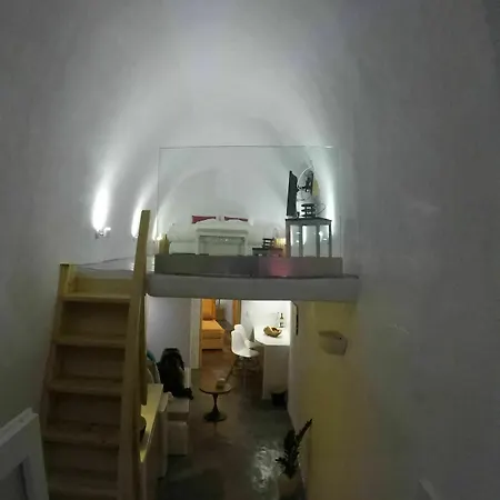 Villa Akron Cliff *