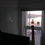 Villa Akron Cliff Fira (Santorini)