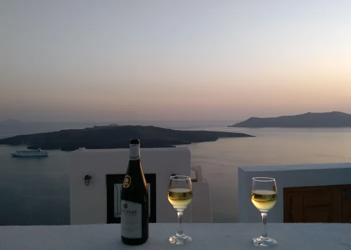 Akron Cliff * Fira (Santorini)