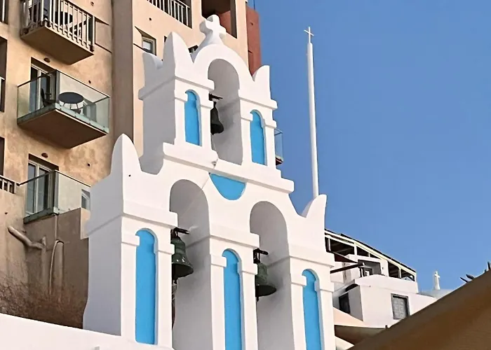 Akron Cliff Villa Fira (Santorini)