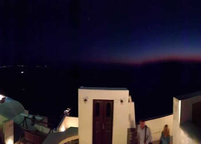 Akron Cliff Fira (Santorini)