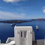 Akron Cliff * Fira (Santorini)