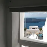 Akron Cliff Villa