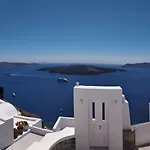 Akron Cliff * Fira (Santorini)