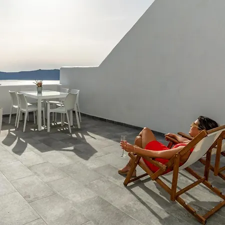 Akron Cliff Fira (Santorini)