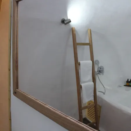 Akron Cliff וילה