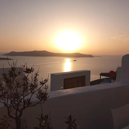 Akron Cliff * Fira (Santorini)