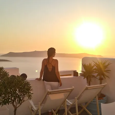 Akron Cliff Villa Fira (Santorini)