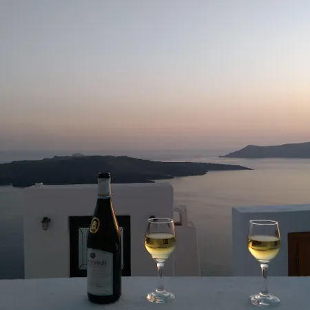 Akron Cliff * Fira (Santorini)