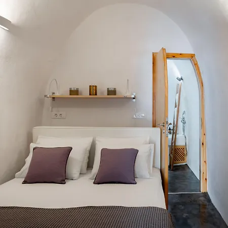 Akron Cliff Villa Fira (Santorini)