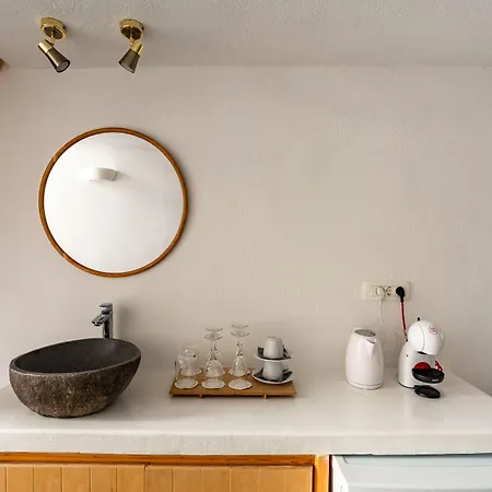 Villa Akron Cliff Fira (Santorini)