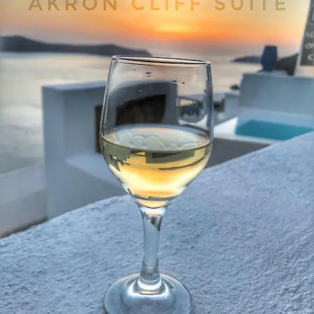 Akron Cliff Villa